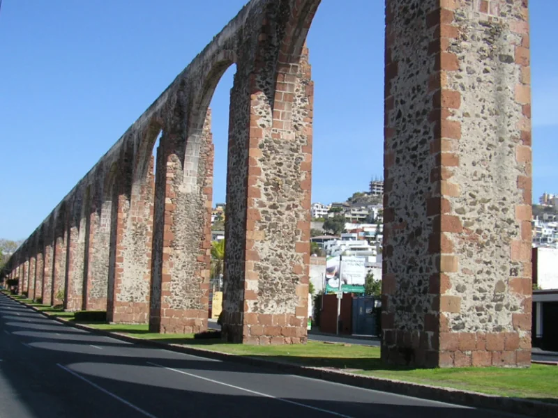 Querétaro: o aqueduto da cidade. Foto da cidade, não da competição.